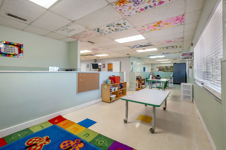 More Photos Of 3472 N Monroe St, Tallahassee Office For Sale