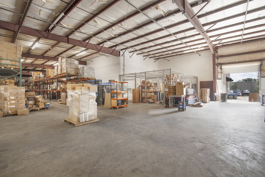 More Photos Of 550 Technology Park, Lake Mary Light Manufacturing For Sale