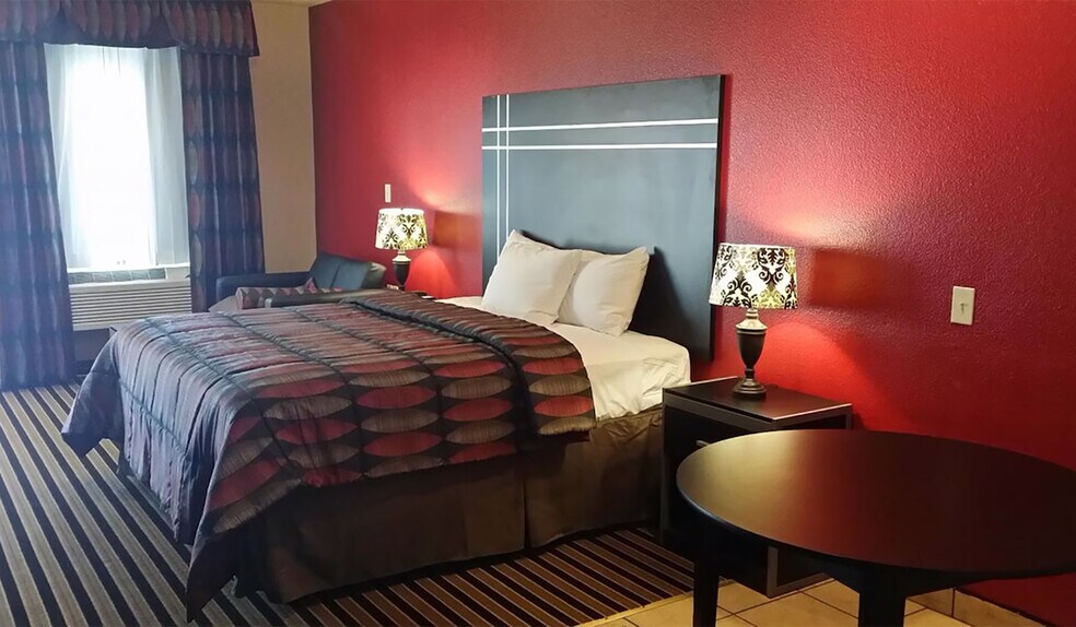 More Photos Of 3084 Tx-16, Tilden Hotel For Sale