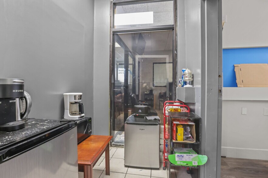 More Photos Of , Minneapolis General Retail For Sale