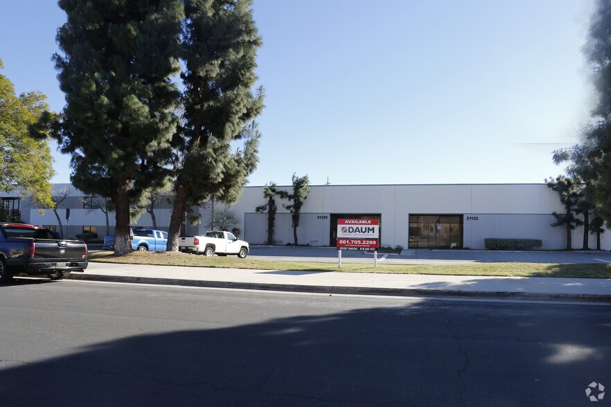 Primary Photo Of 21130-21132 Superior St, Chatsworth Manufacturing For Lease