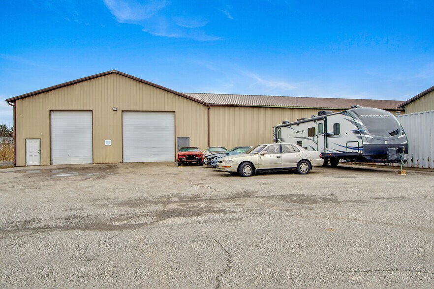 More Photos Of 491 Erie St, Lancaster Warehouse For Sale