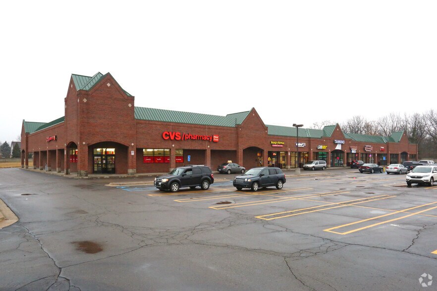 Primary Photo Of 8811-8899 Newburgh Rd, Livonia Unknown For Lease