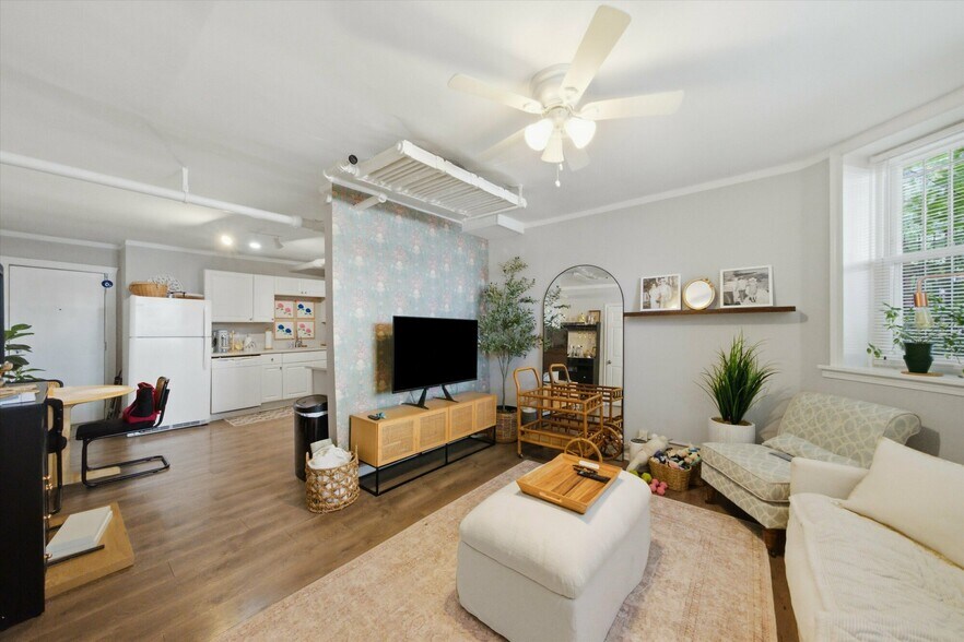 More Photos Of 3605-3607 W Palmer St, Chicago Apartments For Sale