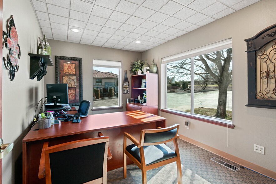 More Photos Of 3999 Englewood Ave, Yakima Office For Lease