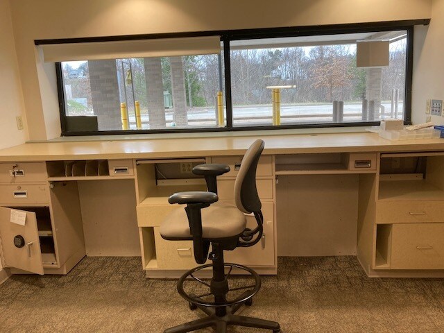 More Photos Of 1066 Harrison City Export Rd, Jeannette Bank For Sale