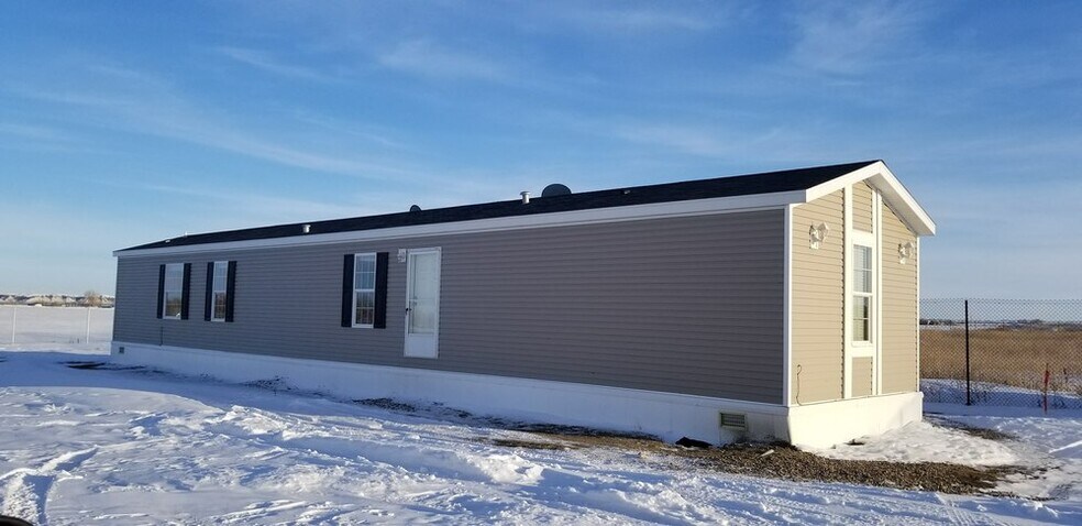More Photos Of 3646 160th Q Ave NW, Fairview Distribution For Sale