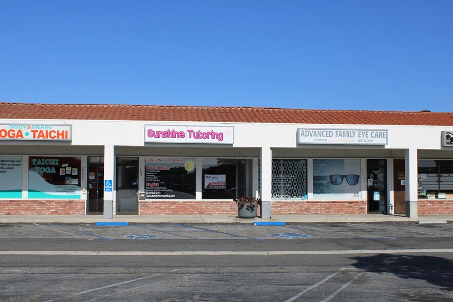 More Photos Of 22733-22929 Hawthorne Blvd, Torrance Unknown For Lease