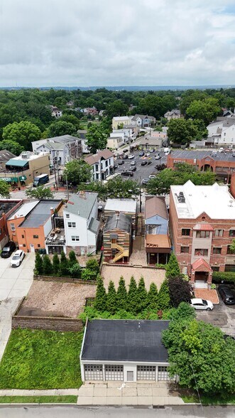 More Photos Of 2007 Madison Rd, Cincinnati Storefront For Sale