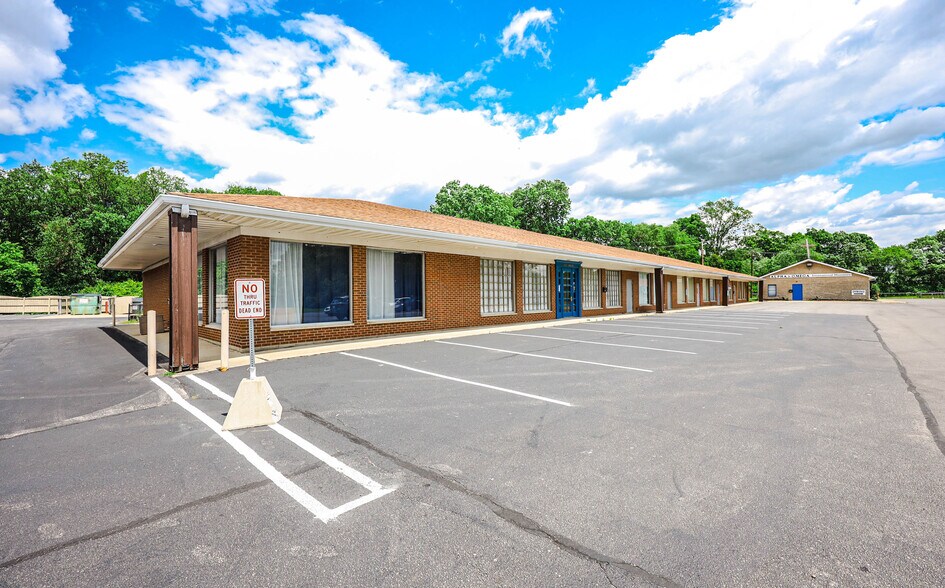 More Photos Of 5060-5062 Pleasant Ave, Fairfield Flex For Sale