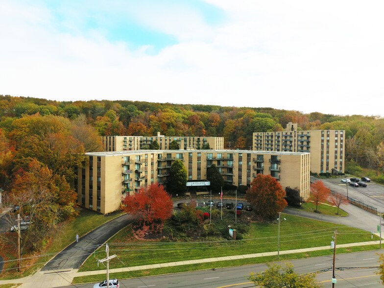 More Photos Of 25450-25454 Euclid Ave, Euclid Apartments For Sale
