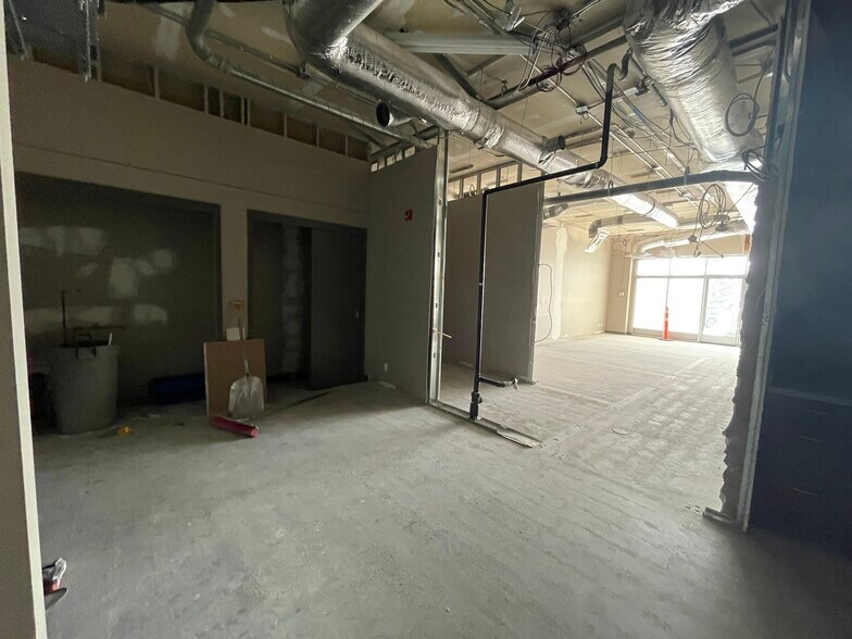 More Photos Of 3215 49 Ave, Red Deer Storefront For Lease