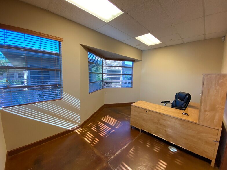 More Photos Of 4425 E Agave Rd, Phoenix Office For Lease