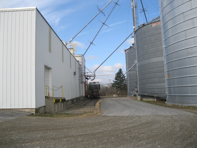 More Photos Of 153 North St, Presque Isle Industrial For Sale