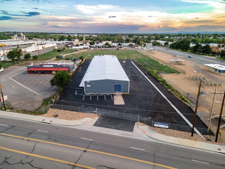 More Photos Of 15370 E Smith Rd, Aurora Warehouse For Lease
