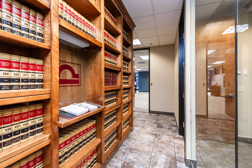 More Photos Of 8203 Sierra College Blvd, Roseville Office For Sale