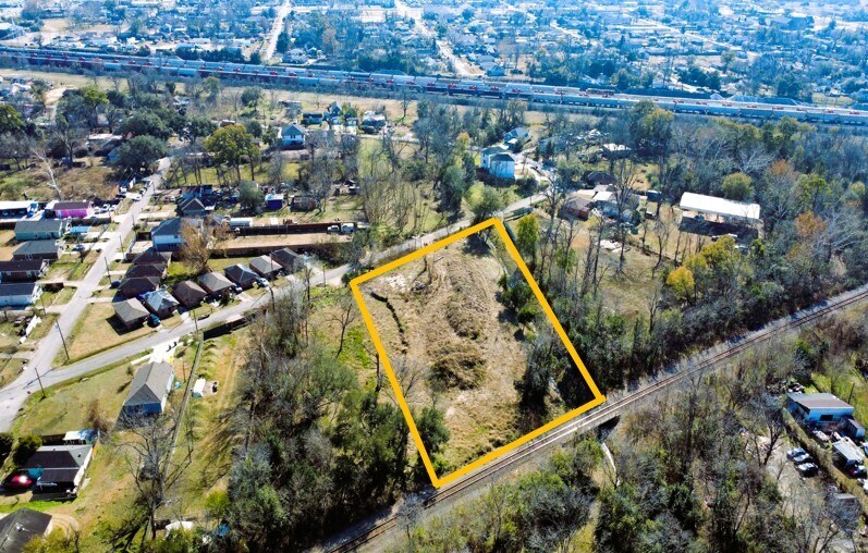 More Photos Of 1.40 Acres at Shreveport Blvd, Houston Land For Sale