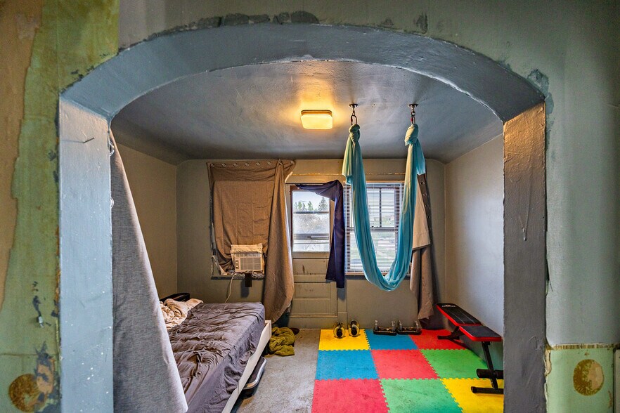 More Photos Of 100 E 28th St, Cheyenne Apartments For Sale
