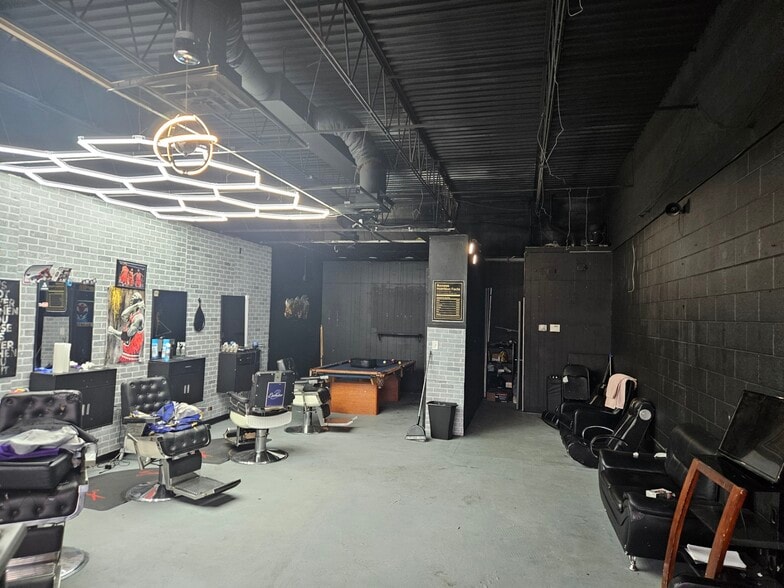 More Photos Of 114 N Larkin Ave, Joliet Storefront For Sale