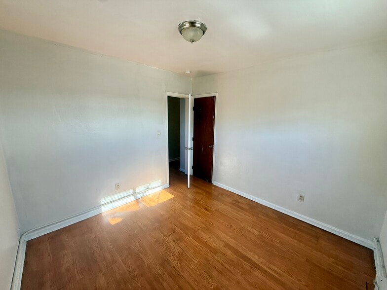 More Photos Of 2512-2516 Highland Ave, Cincinnati Apartments For Sale