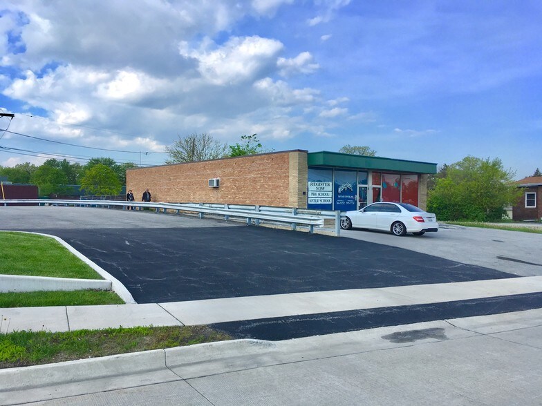 More Photos Of 116 W Irving Park Rd, Wood Dale Daycare Center For Lease