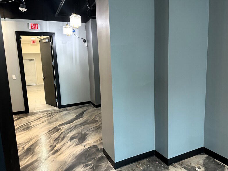 More Photos Of 1100 Cleveland St, Clearwater Apartments For Lease