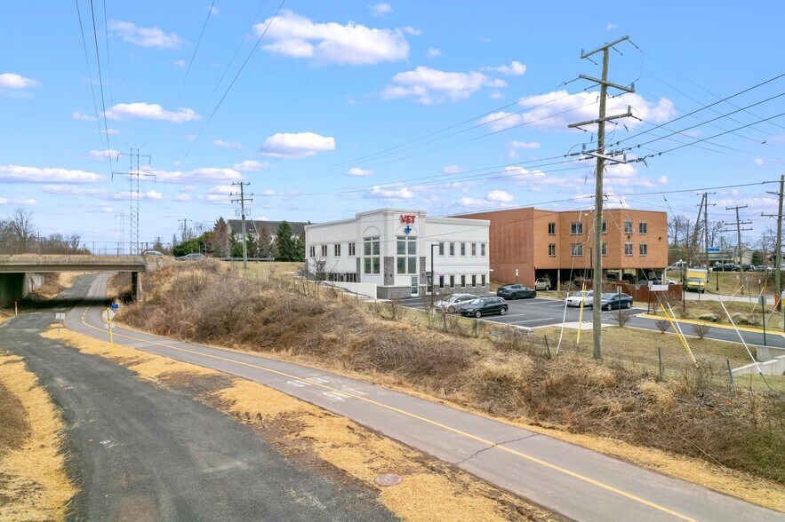 More Photos Of 45441 Ruritan Cir, Sterling Medical For Lease