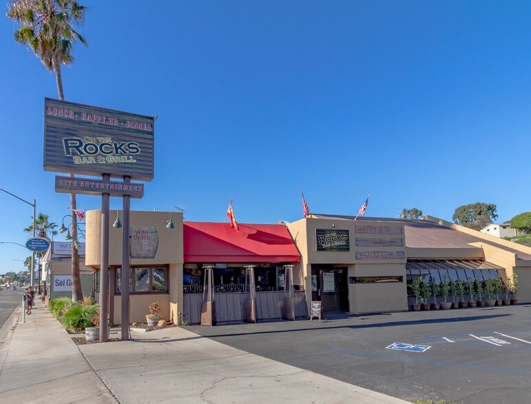 Primary Photo Of 2332 W Coast Hwy, Newport Beach Restaurant For Lease