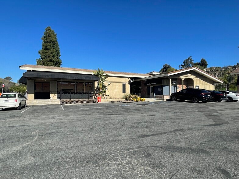 More Photos Of 560-588 N Diamond Bar Blvd, Diamond Bar Storefront Retail Office For Lease