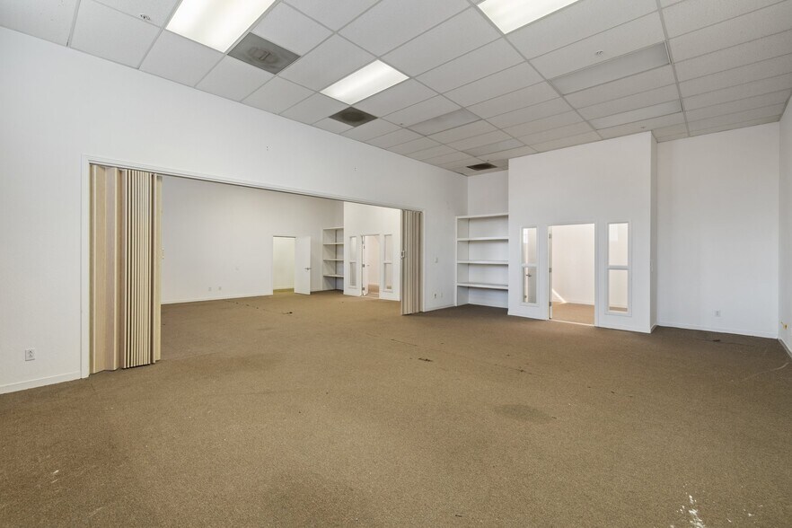 More Photos Of 33641 Mission Blvd, Union City Freestanding For Sale