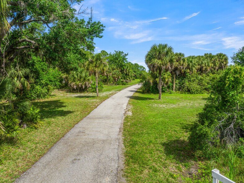 More Photos Of 1520 S River Rd, Englewood Land For Sale
