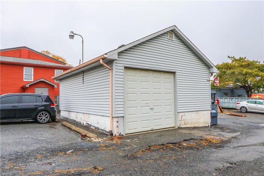 More Photos Of 954 Pembroke Rd, Bethlehem Restaurant For Sale