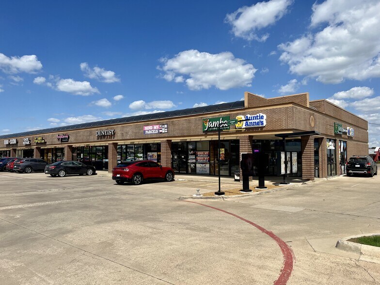 More Photos Of 1565 W Main St, Lewisville Unknown For Lease