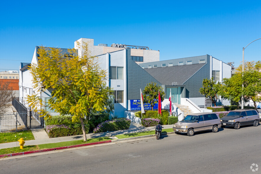 Primary Photo Of 435 N Oxford Ave, Los Angeles Apartments For Lease