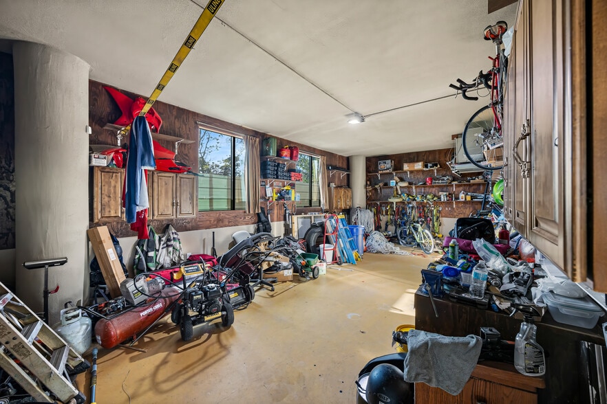 More Photos Of 4015 Luell St, Houston Specialty For Sale