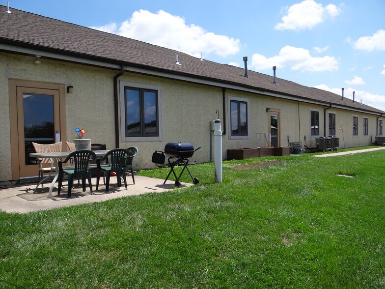 More Photos Of 930-936 Lenape Dr, New Britain Office For Sale