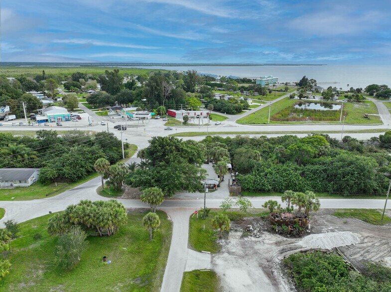 More Photos Of 4370 Garden Rd, Port Charlotte Restaurant For Sale