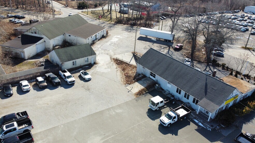 More Photos Of 1309 Old Country Rd, Riverhead Land For Lease