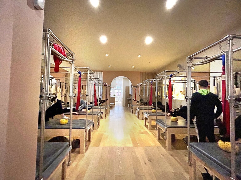 More Photos Of 68 Thomas St, New York Apartments For Sale