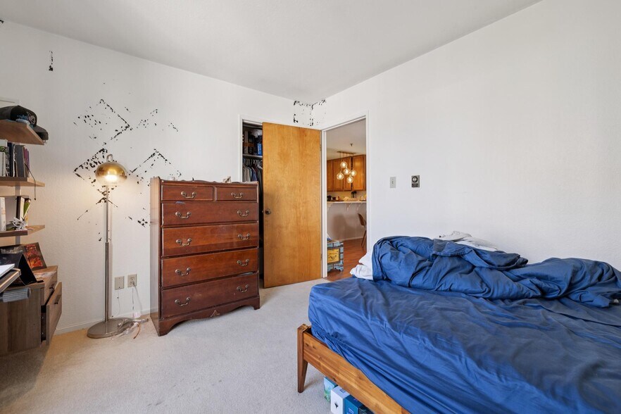 More Photos Of 459 Stow Ave, Oakland Apartments For Sale
