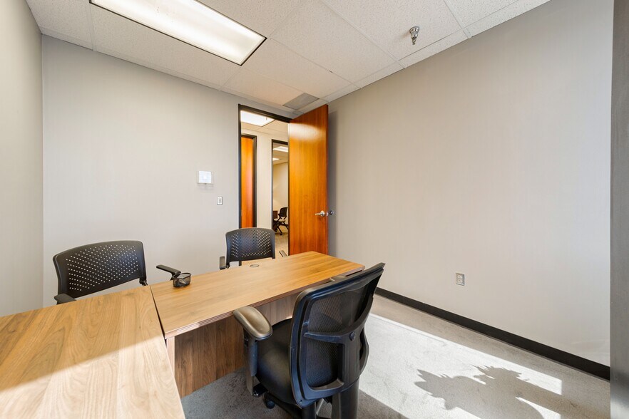 More Photos Of 1400 Preston Rd, Plano Office For Lease