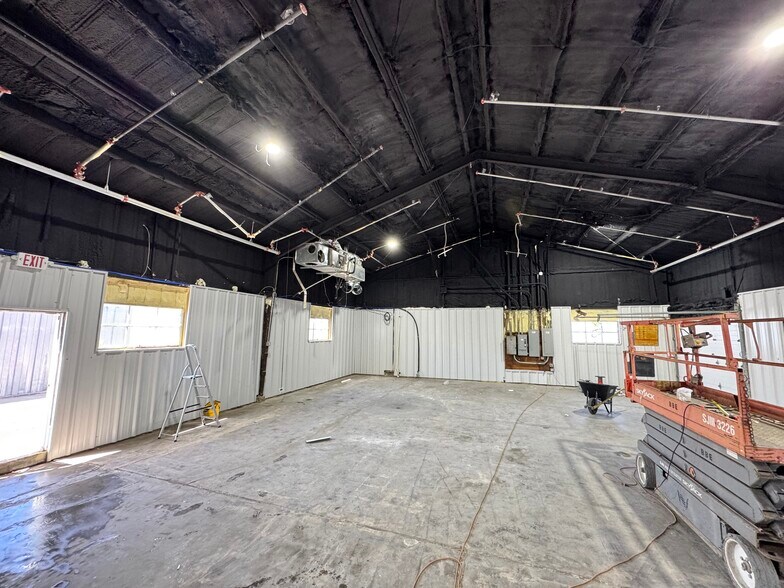 More Photos Of 3003 N Oklahoma Ave, Oklahoma City Warehouse For Lease