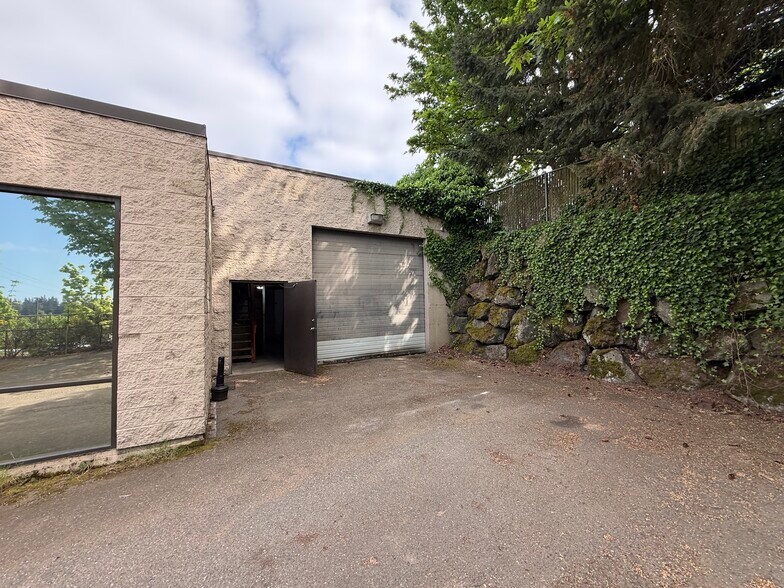 More Photos Of 6710 220th St SW, Mountlake Terrace Freestanding For Sale