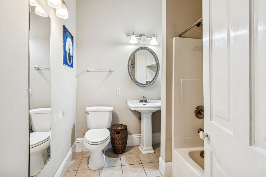 More Photos Of 1300 Arabella St, New Orleans Storefront Retail Residential For Sale