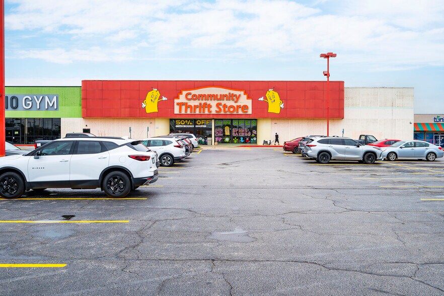 More Photos Of 9122-9142 E 31st St, Tulsa General Retail For Sale