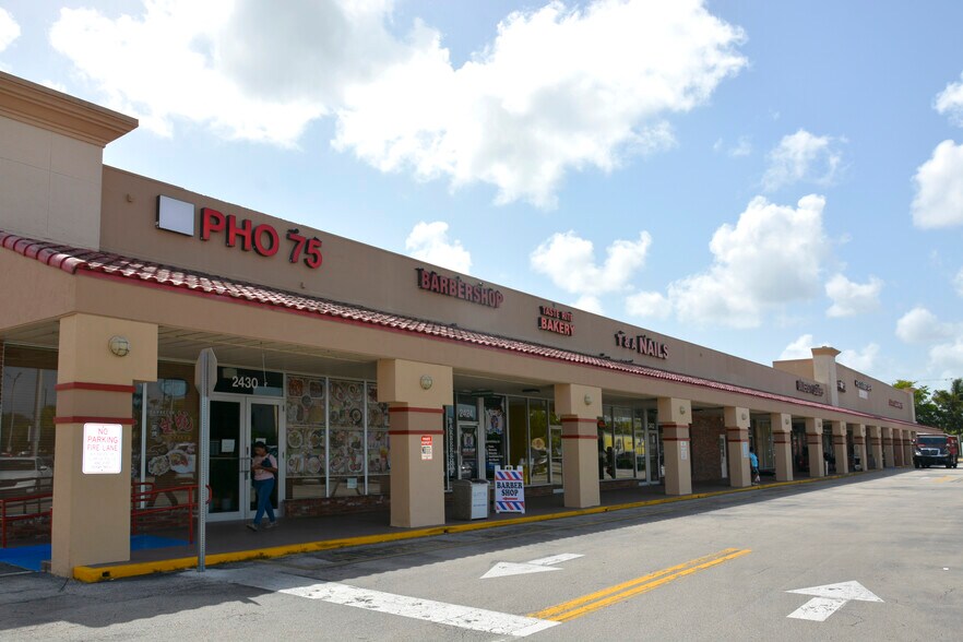 More Photos Of 8255 Sunset Strip, Sunrise Unknown For Lease