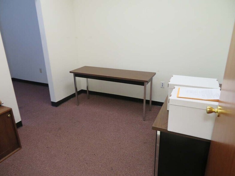 More Photos Of 1458 Main St, Buffalo Freestanding For Sale