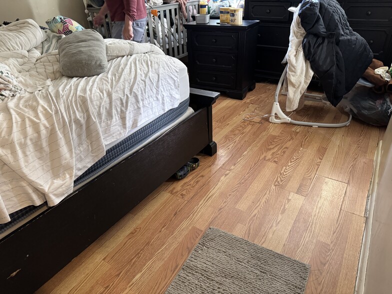 More Photos Of 450-460 Franklin Ave, Hartford Storefront Retail Residential For Sale