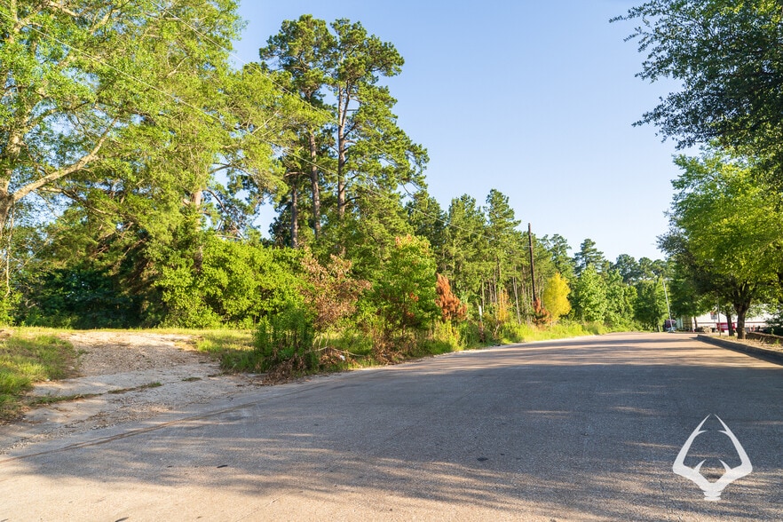 More Photos Of 2000 E Denman Ave, Lufkin Land For Sale
