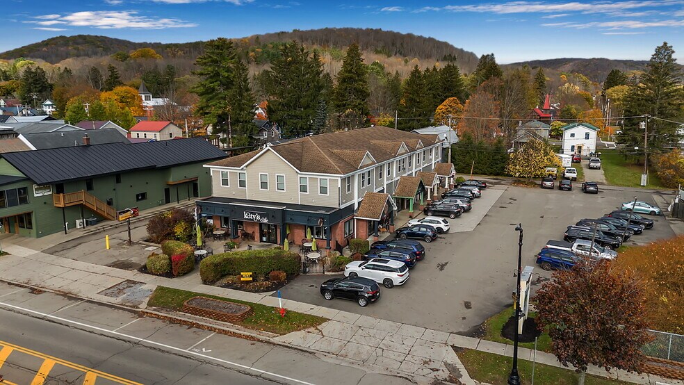 More Photos Of 38 Washington St, Ellicottville Storefront For Sale